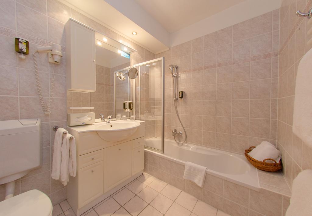 Vital Stoderhof Hotel 3*